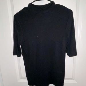 Black ribbed tshirt